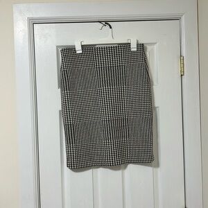 Premise Studios - Houndstooth Pencil Skirt
